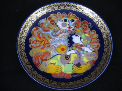 Rosenthal Aladin Sammelteller Nr. 5 V  Der Geist des Ringes fliegt Aladin aus dem Zaubergarten hinaus.